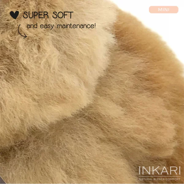 Inkari  – Alpaka Kuscheltier Mini (15 cm) - Caramel – Bild 4