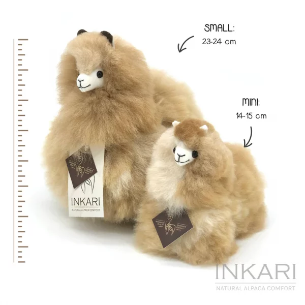 Inkari  – Alpaka Kuscheltier Mini (15 cm) - Sandstone – Bild 3