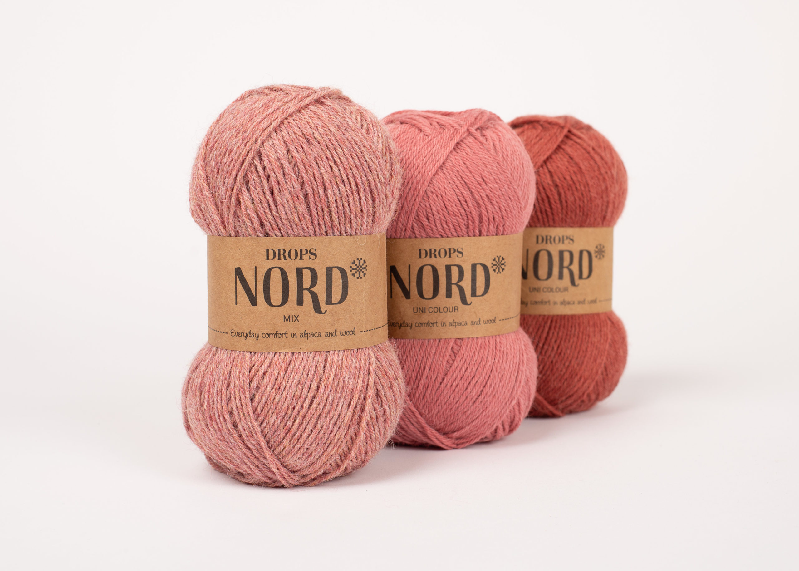 DROPS Nord - 27 light peach uni colour – Bild 7