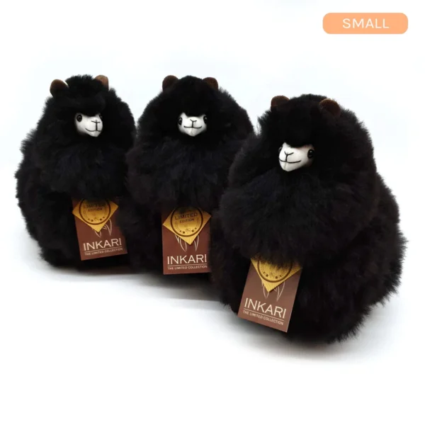 Inkari – Alpaka Kuscheltier Small (23 cm) – Black Panther