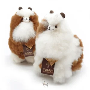 Inkari  – Alpaka Kuscheltier Medium (32 cm) - Chocolate Syrup